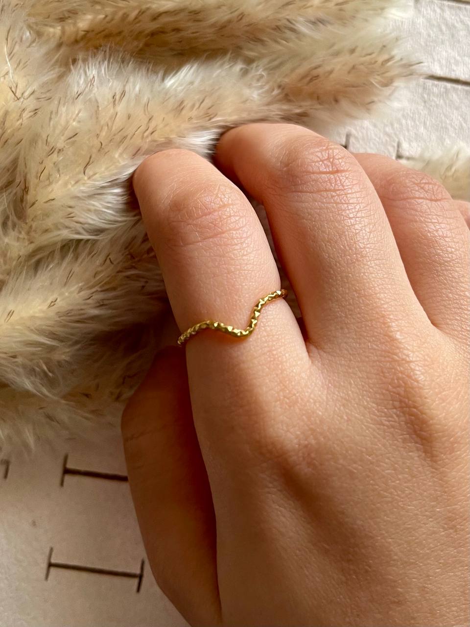 Curved Stacking Ring - Sola Accessories