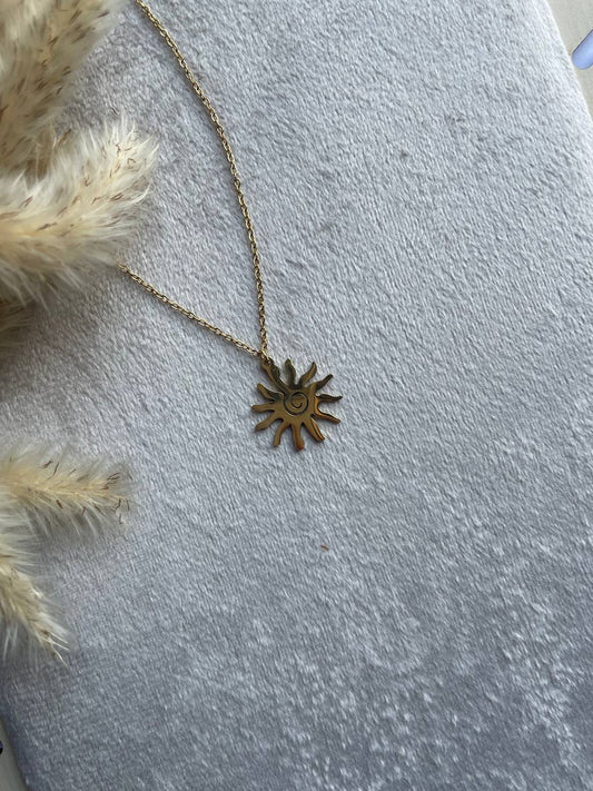 Gold Sun Necklace - Sola Accessories