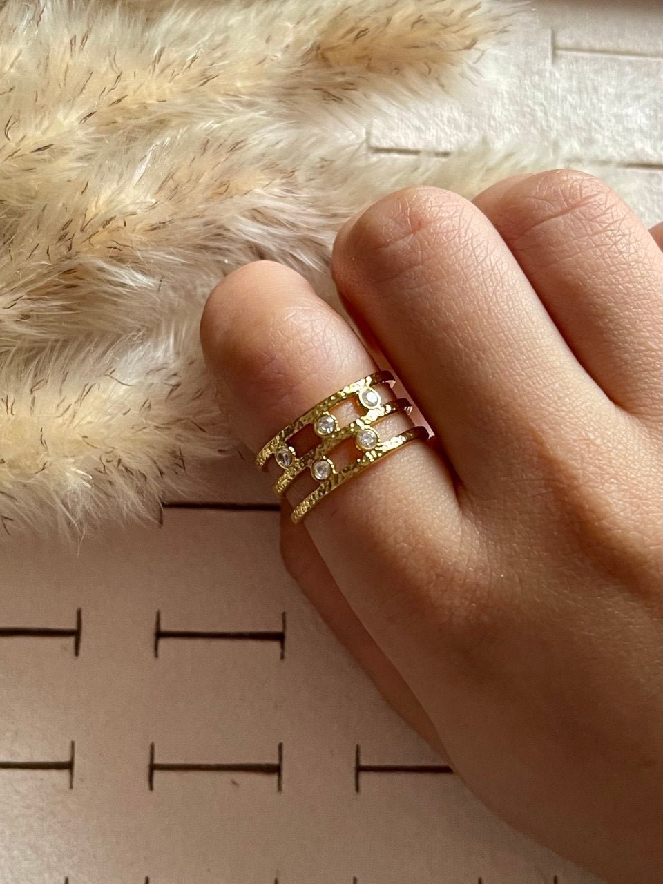Crystals Ring - Sola Accessories