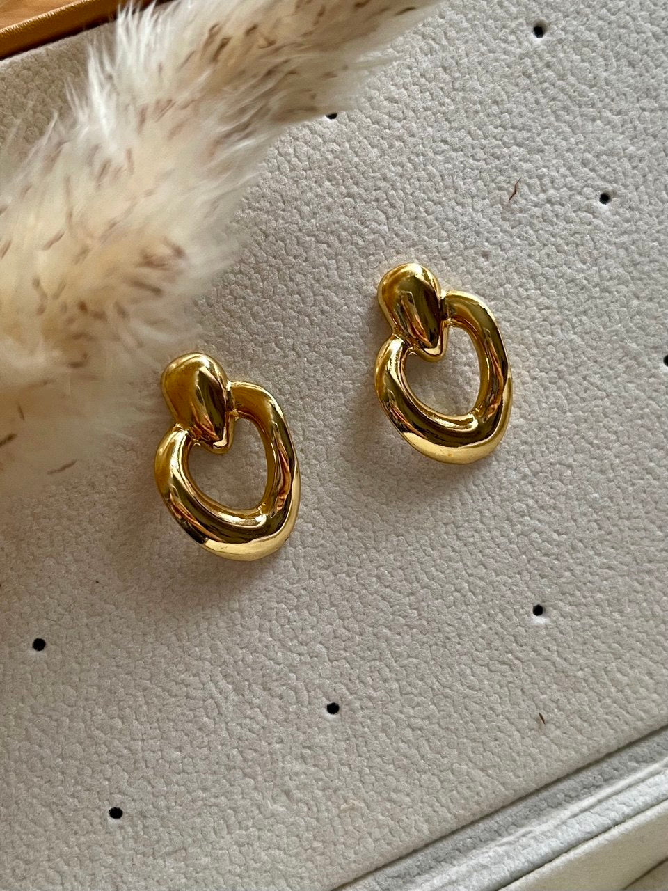 Soft Angled Earrings - Sola Accessories