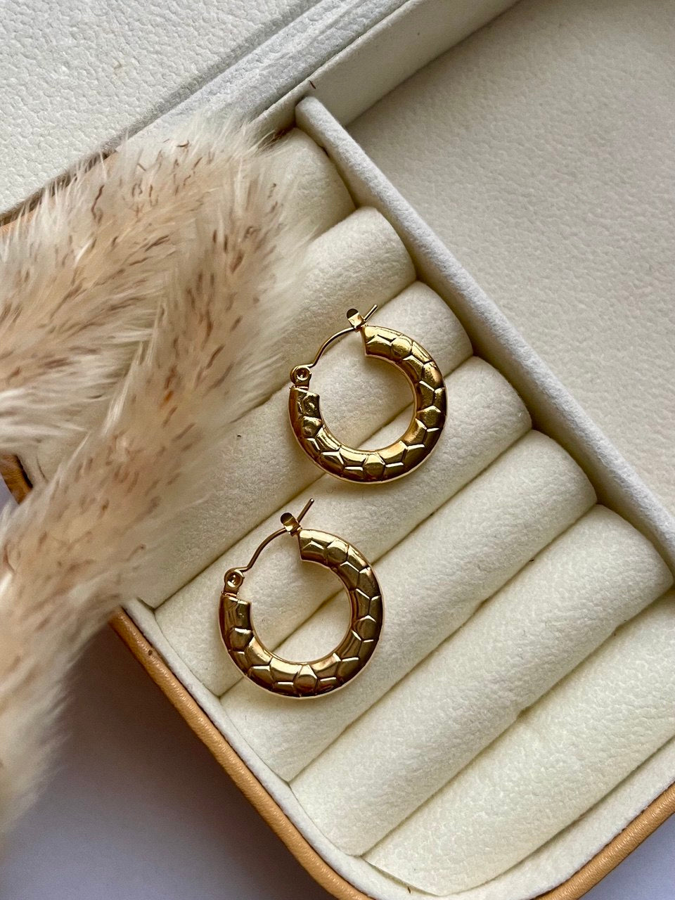 Snake Surface Hoop Earrings - Sola Accessories