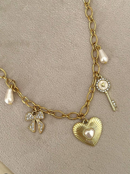 Pearla Necklace