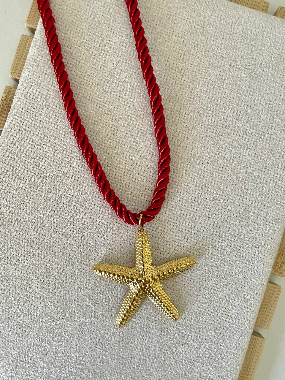Golden Tide Star Necklace