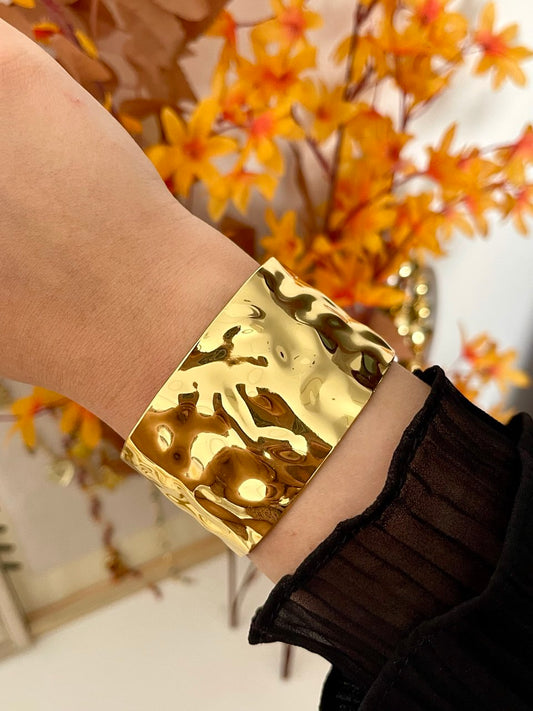 Timeless Bangle