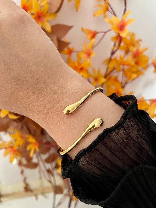 Pure Drop Bangle