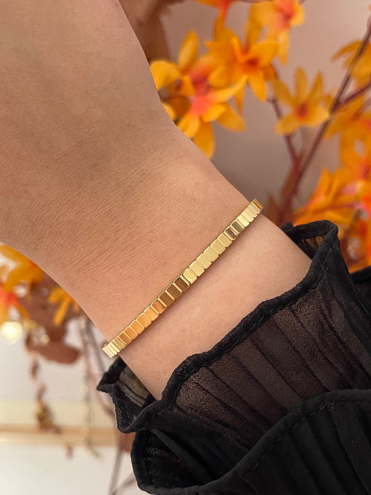 Pure Balance Bangle