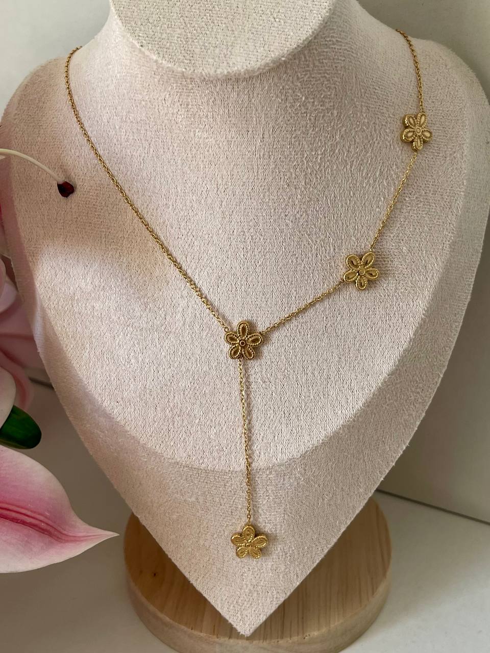 Minimal Floral Y Necklace