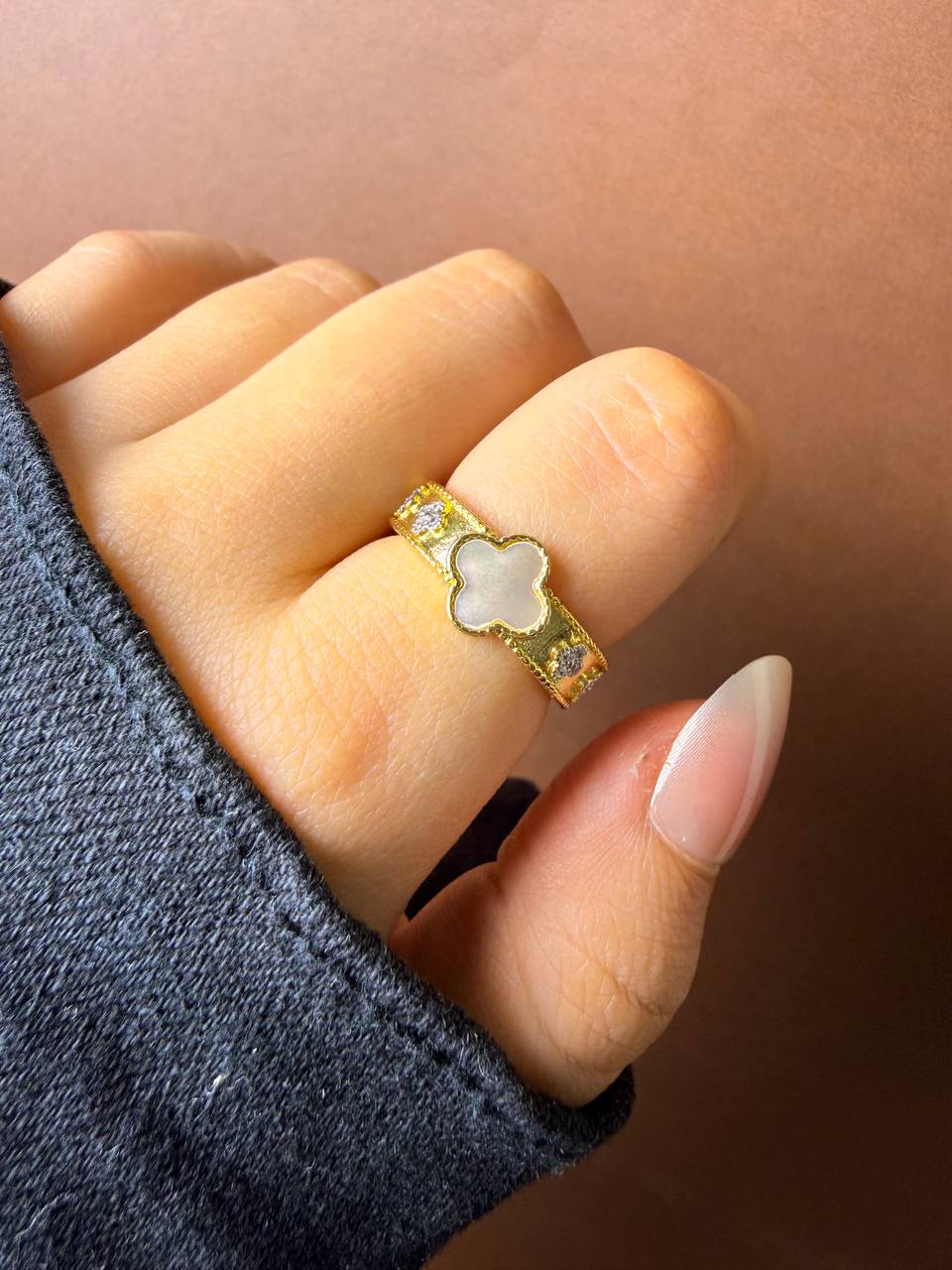 Clover Ring - Sola Accessories