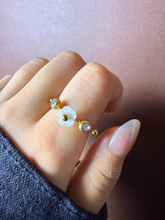 Daisy Ring - Sola Accessories